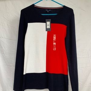 Tommy Hilfiger Sweater in PERFECT condition!!